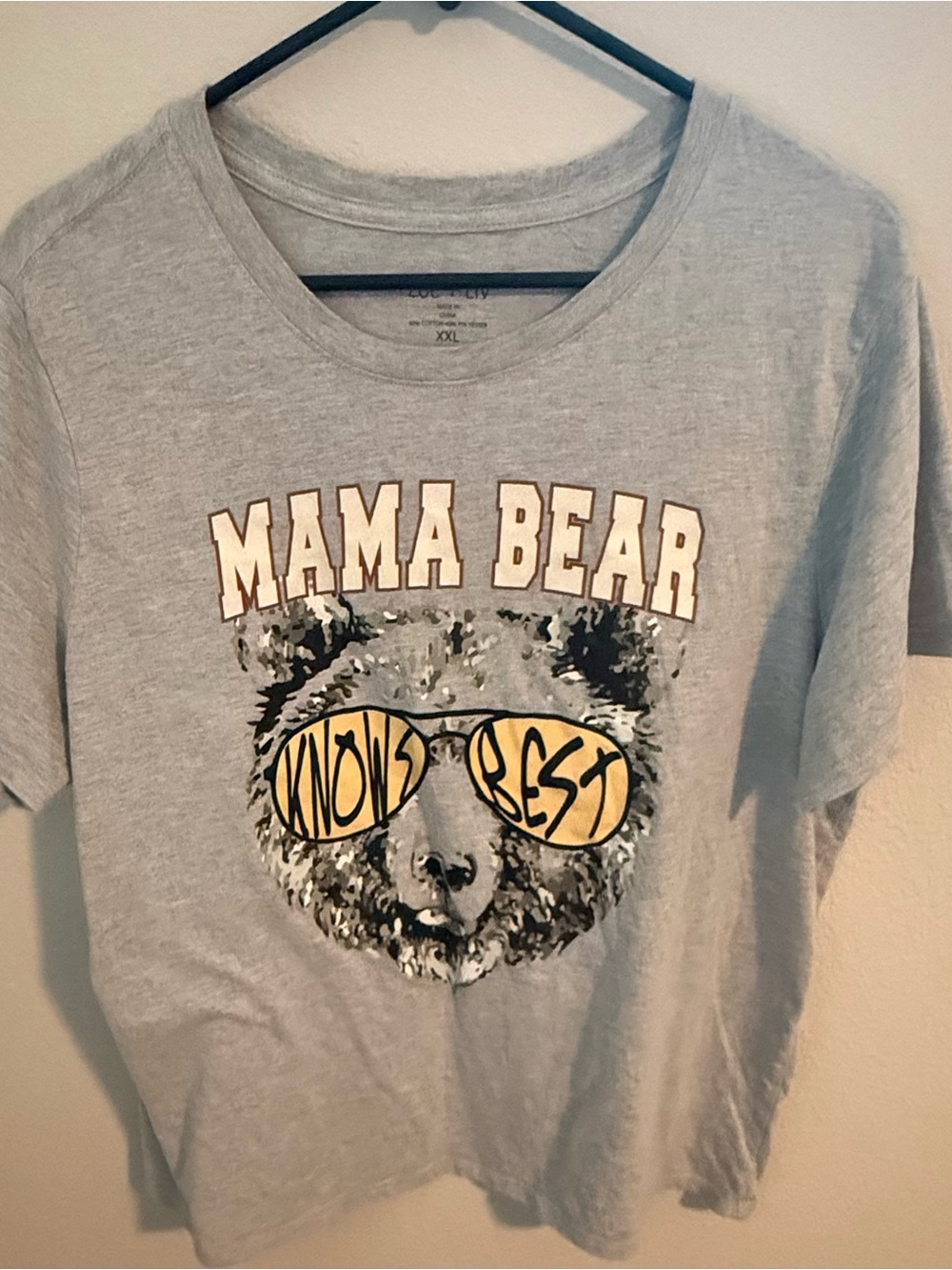 Mama Bear Graphic Tee - Light Gray Women’s Shirt